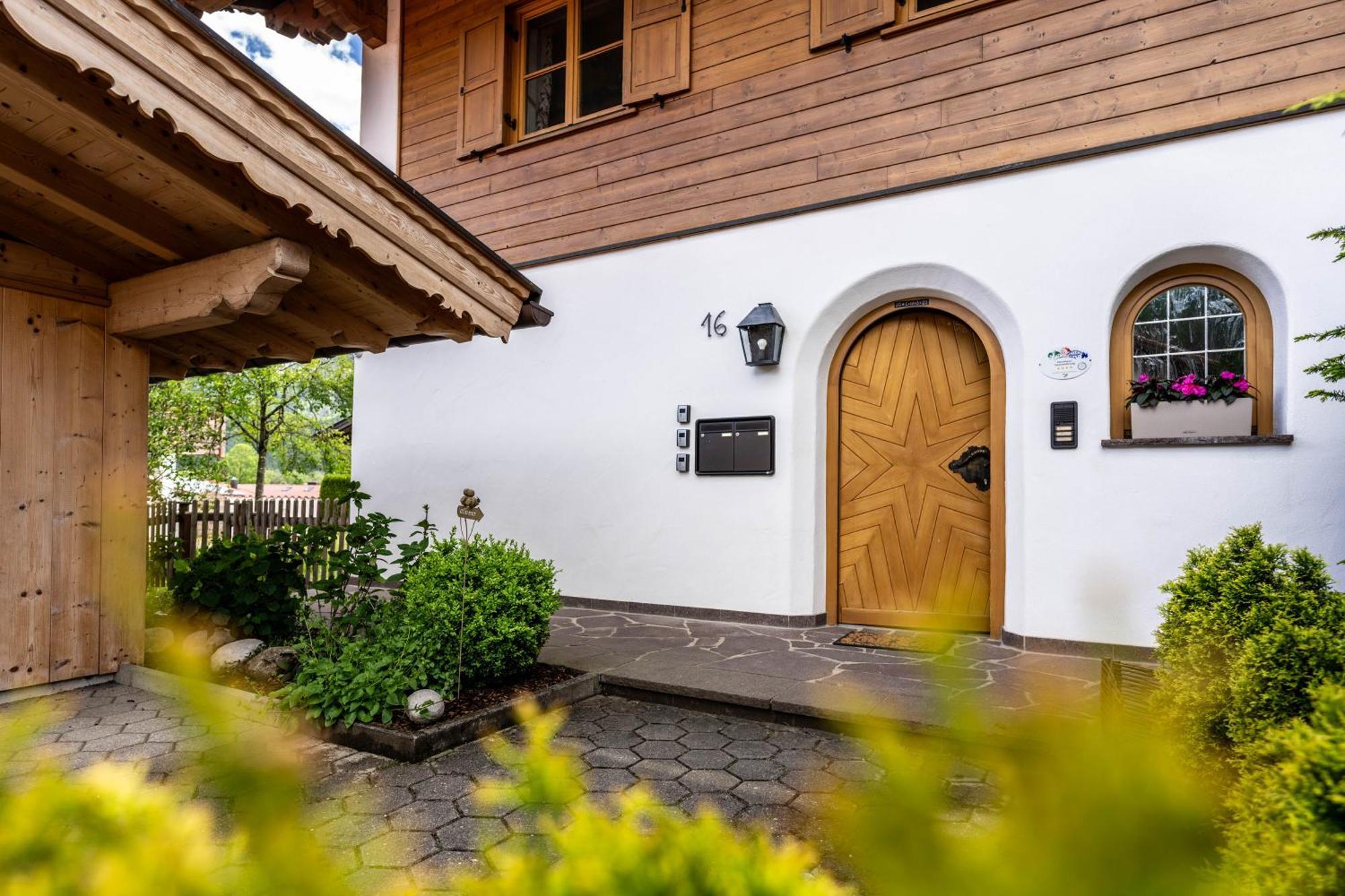 Ferienwohnungen Lara Wohnung 3 Wallgau Esterno foto